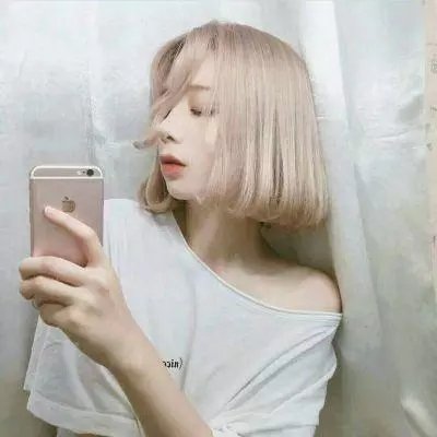 以遇刺为生的女人